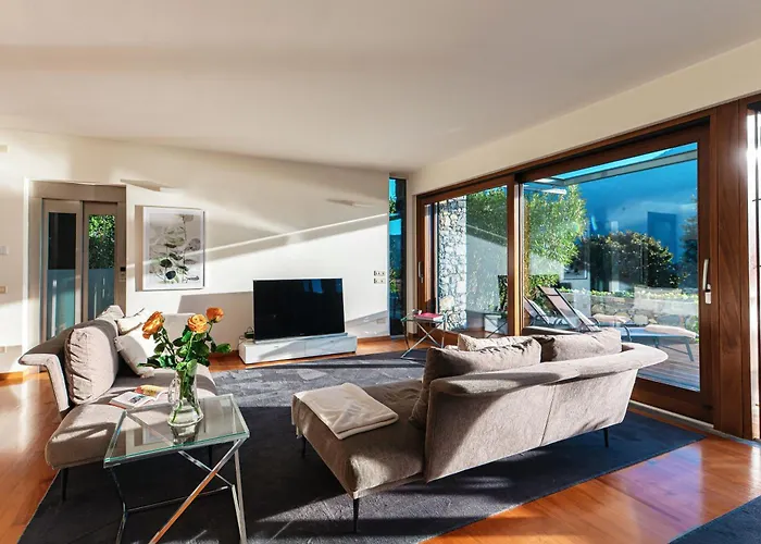 Mara - By Myhomeincomo קומו