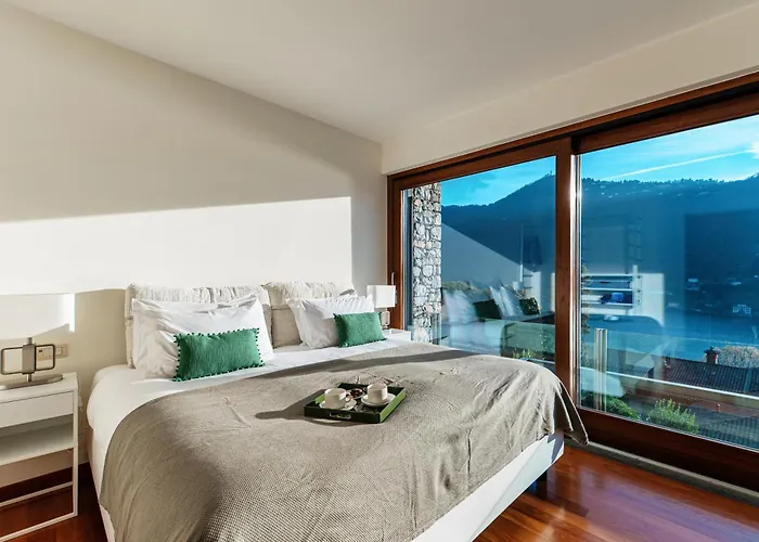 Mara - By Myhomeincomo Vila Como