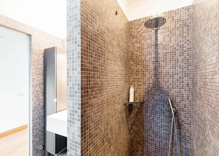 Mara - By Myhomeincomo * Como