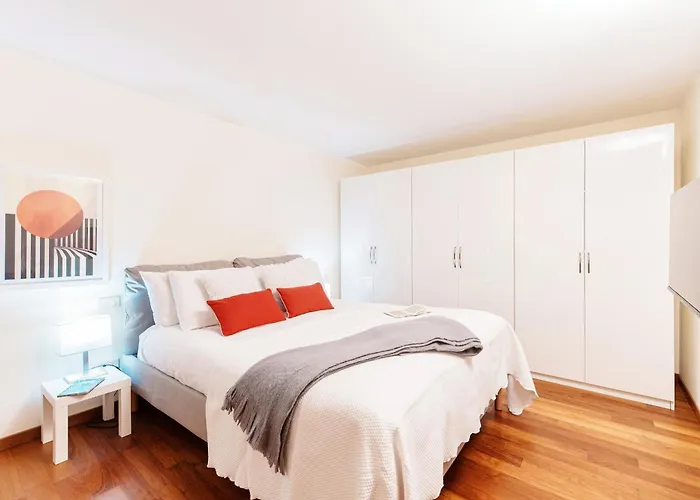 Mara - By Myhomeincomo *